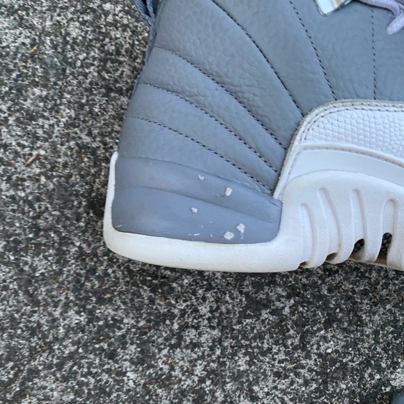 Nike Air Jordan Retro 12 Stealth Size 6.5y - Picture 3 of 8